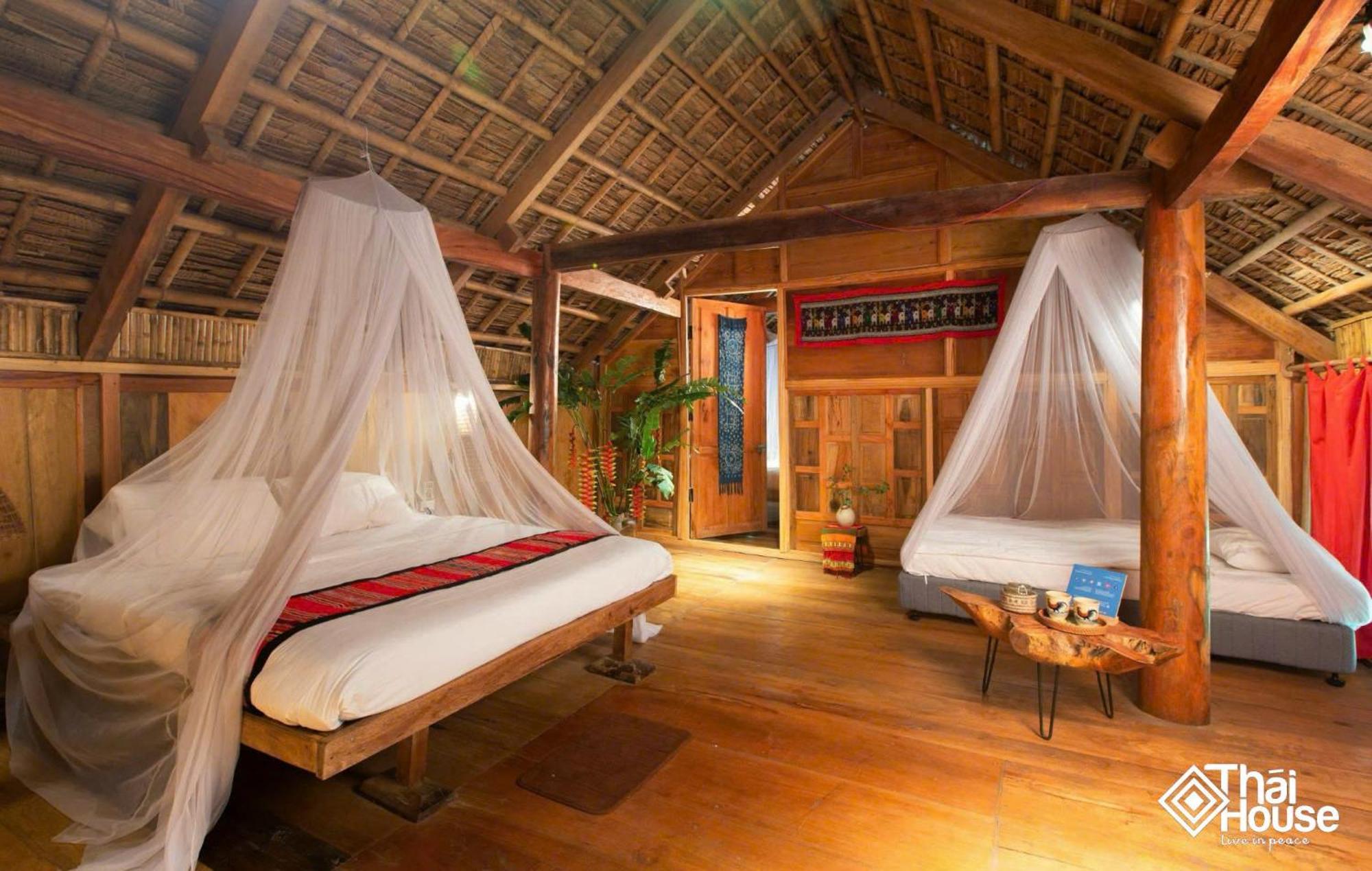 Thai House Pu Luong - Century Old Stilt House With Terrace Views Huong Ba Thuoc Exterior photo