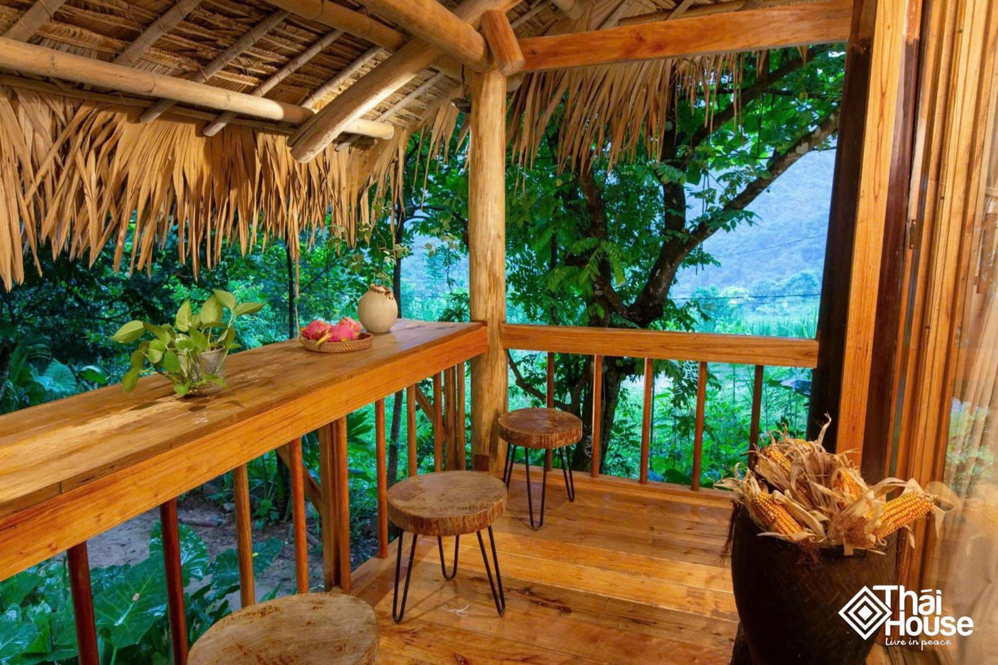 Thai House Pu Luong - Century Old Stilt House With Terrace Views Huong Ba Thuoc Exterior photo