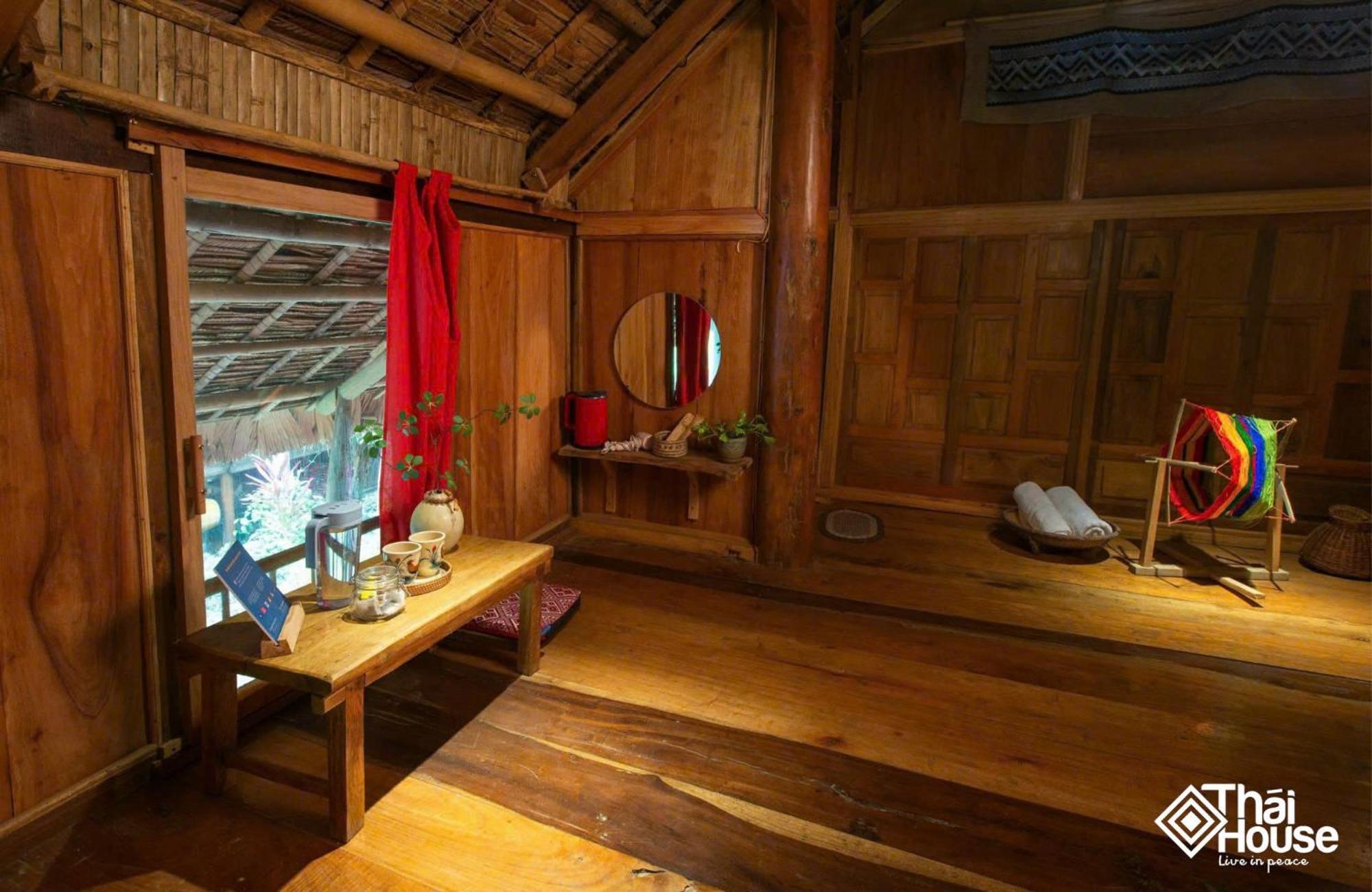 Thai House Pu Luong - Century Old Stilt House With Terrace Views Huong Ba Thuoc Exterior photo